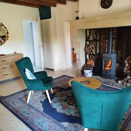 Les Petites Ecuries Ла-Флеш